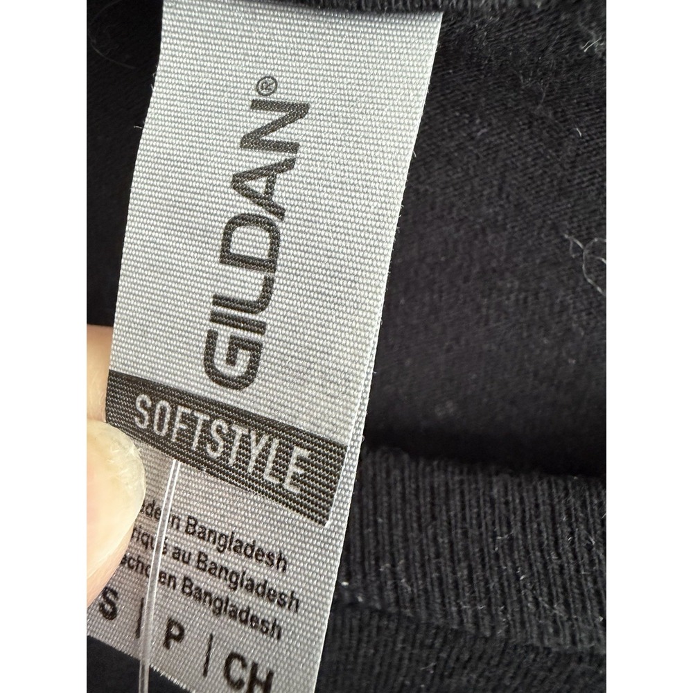 Harvard University Gildan Statue Mosaic Black Tee Womens Size Small RARE - Picture 6 of 8